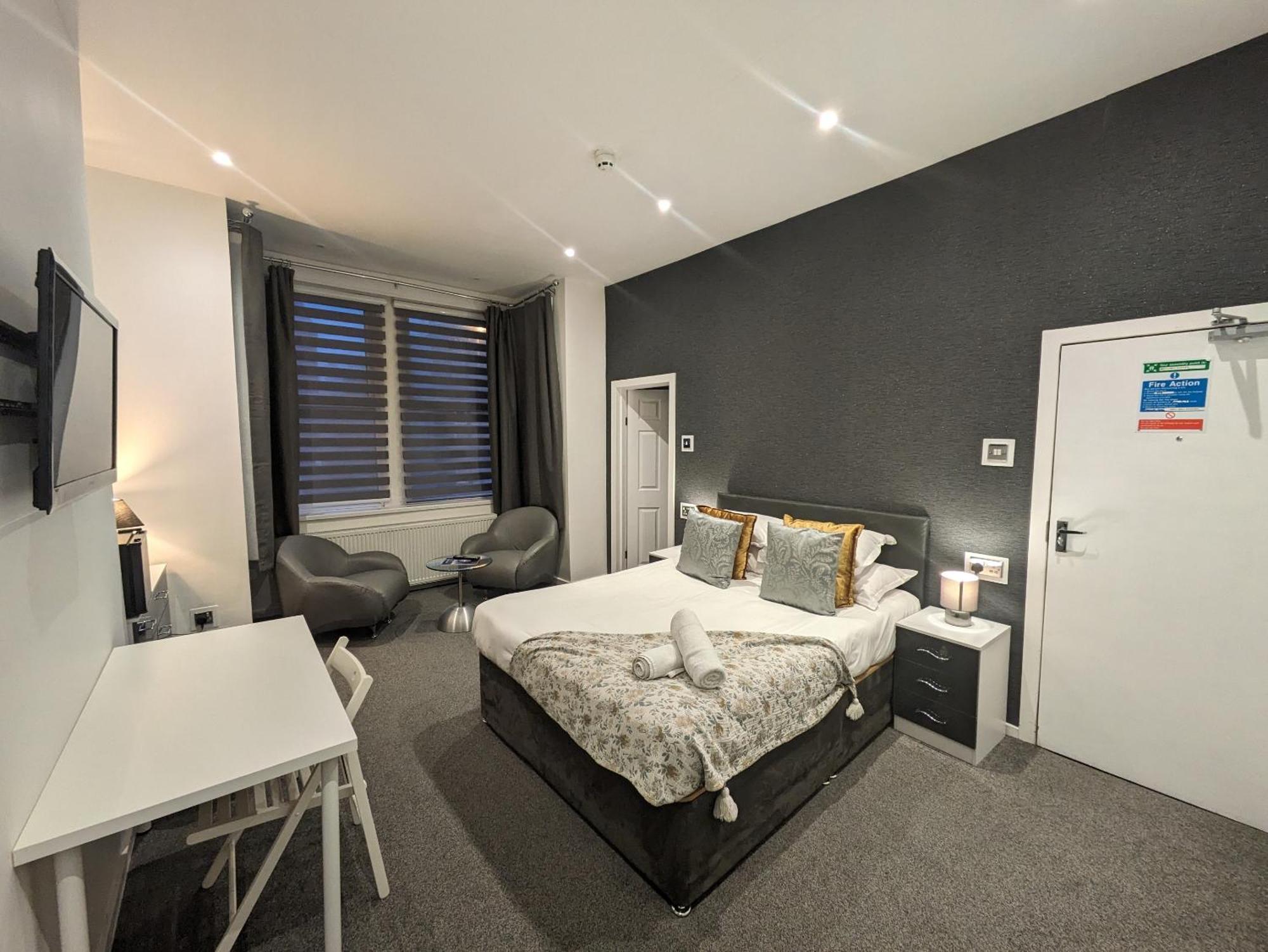 Hotel 33 Blackpool Bilik gambar